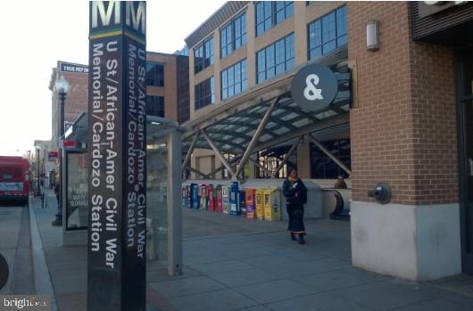 Building Photo - 2234 11th St NW