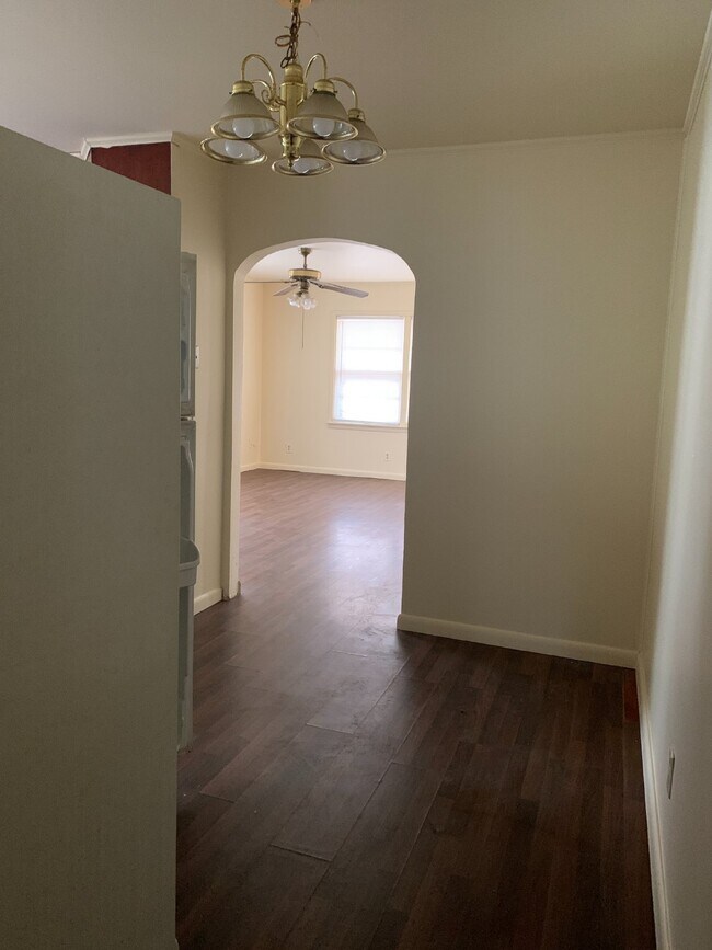 Building Photo - Cozy 2 Bedroom Apartment with 800 sqft in Jonesboro, AR - A Must-See Rental Property!