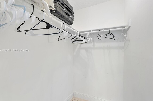 Building Photo - 250 180th Dr