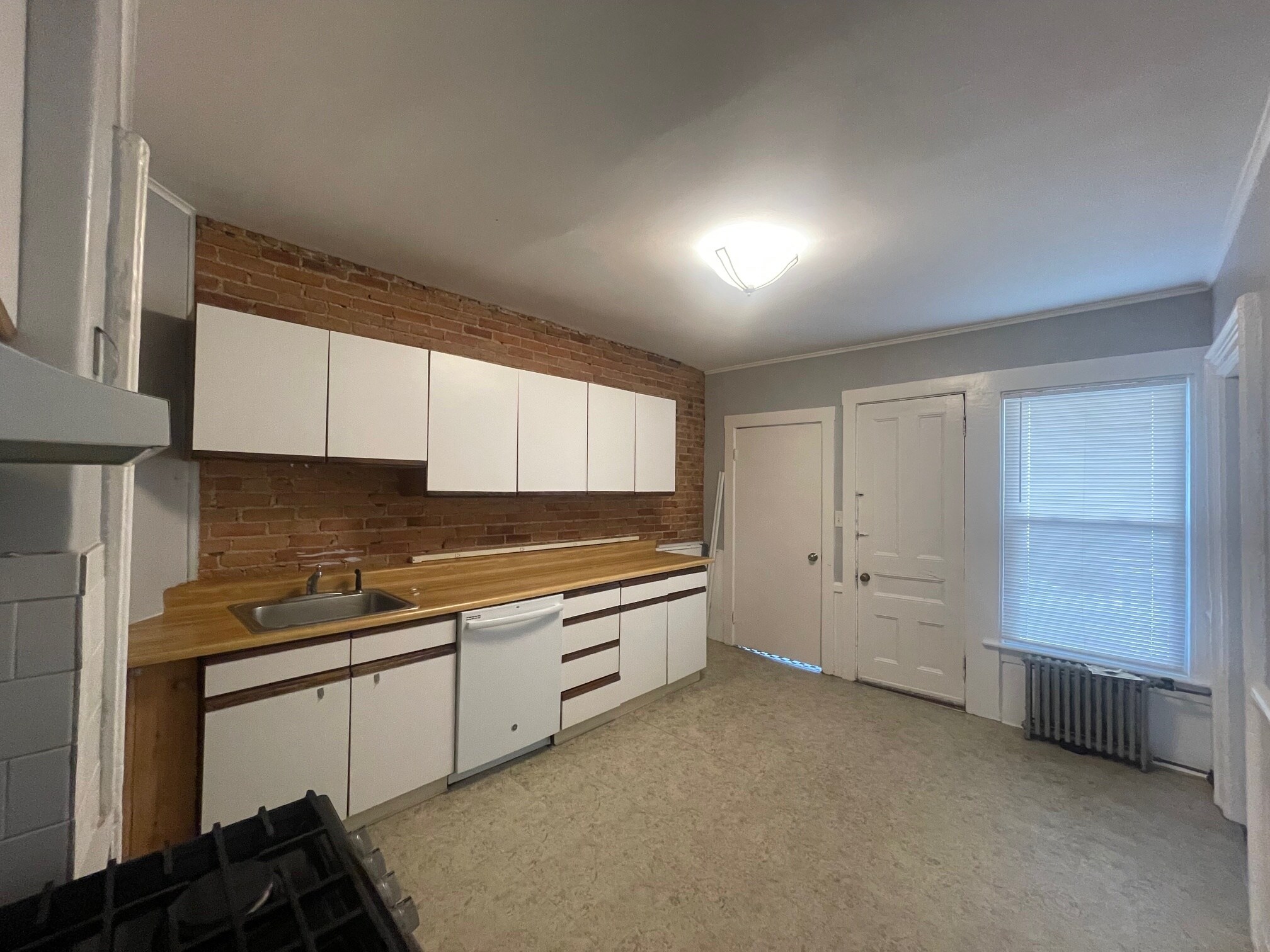 Building Photo - 57 Summer St