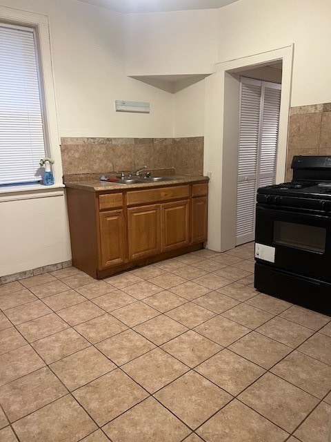 Building Photo - 8116 S Ingleside Ave