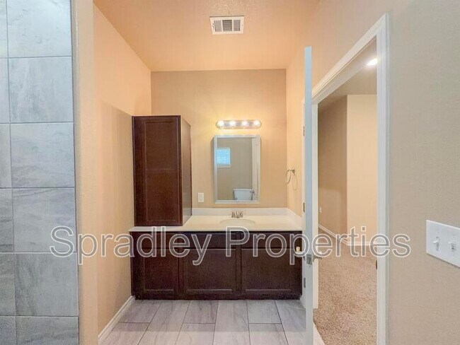 Building Photo - 1036 Hibiscus Dr