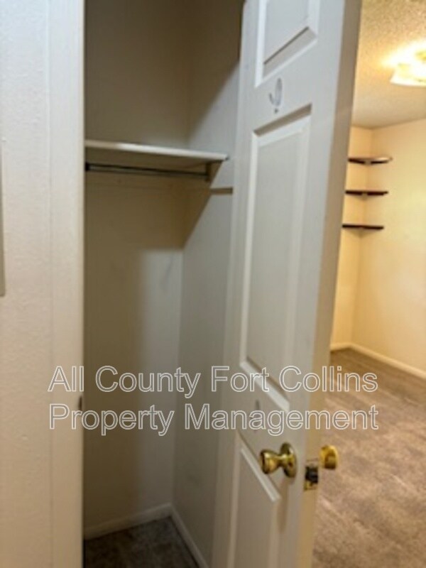 Building Photo - 1716 Erin Ct