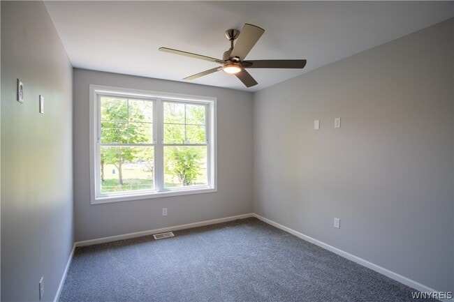 Building Photo - 8987 Iroquois St