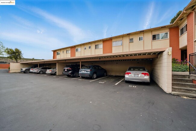 Building Photo - 27505 Tampa Ave