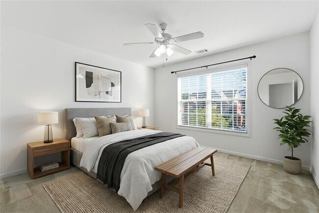 Building Photo - 903 Misty View Ct SW