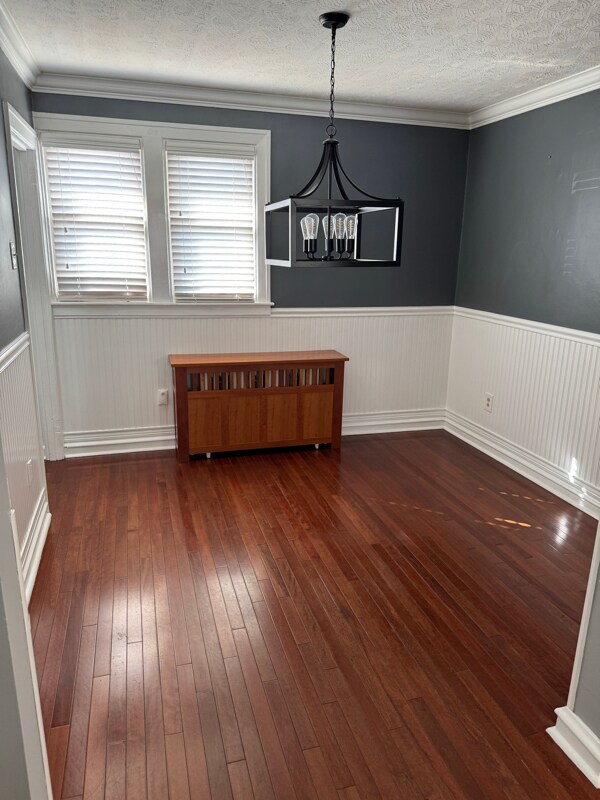 Building Photo - 548 Elm Ave