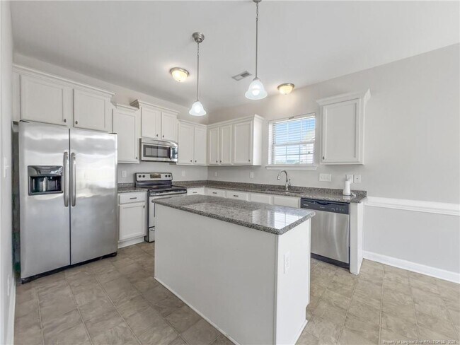 Building Photo - 20 Farrow Ct