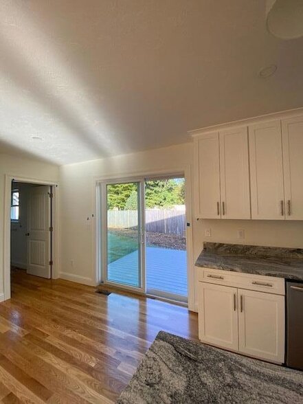 Building Photo - 1 Beach Plum Path