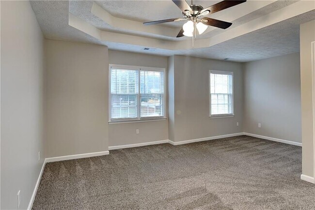 Building Photo - 89 White Oak St