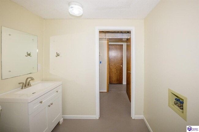 Building Photo - 413 Ridgecrest Rd