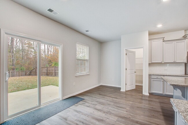 Building Photo - 602 Mountain Laurel Cir