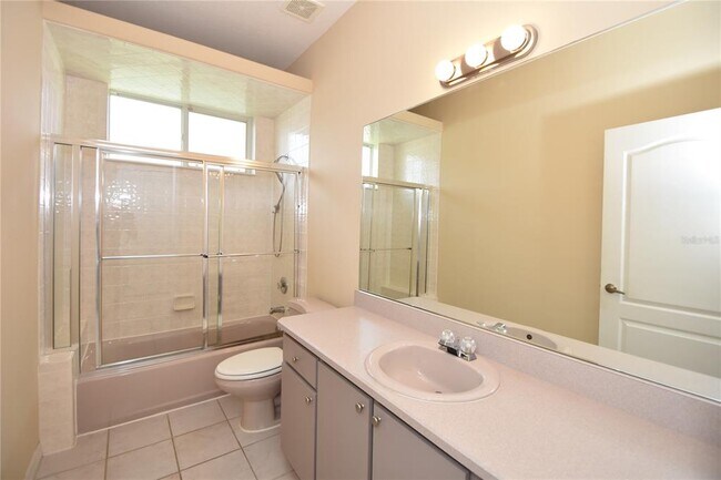 Building Photo - 10 Crampton Ct