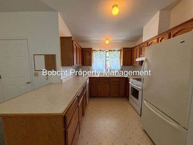 Building Photo - 628 Long Valley Rd