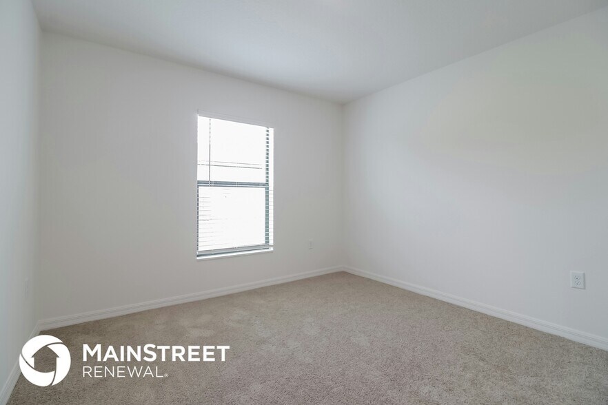 Building Photo - 35637 Rose Moss Ave