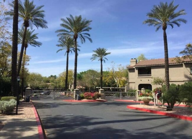 Building Photo - 15050 N Thompson Peak Pkwy