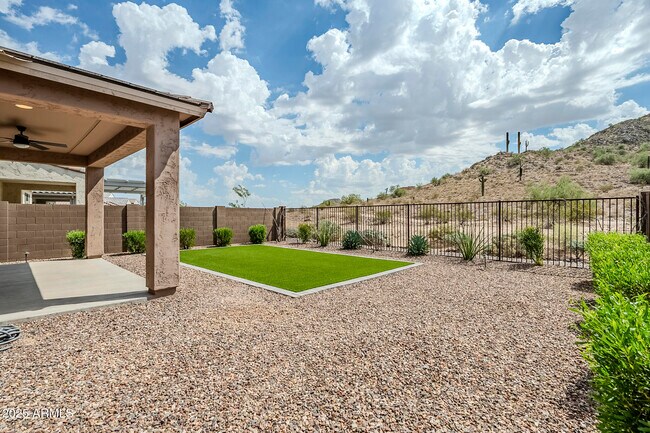 Building Photo - 1621 Flintlock Dr