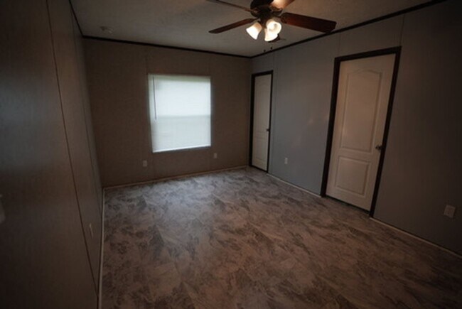 Building Photo - Spacious 2020 Clayton Home Awaits You just 1 mile to JSU!