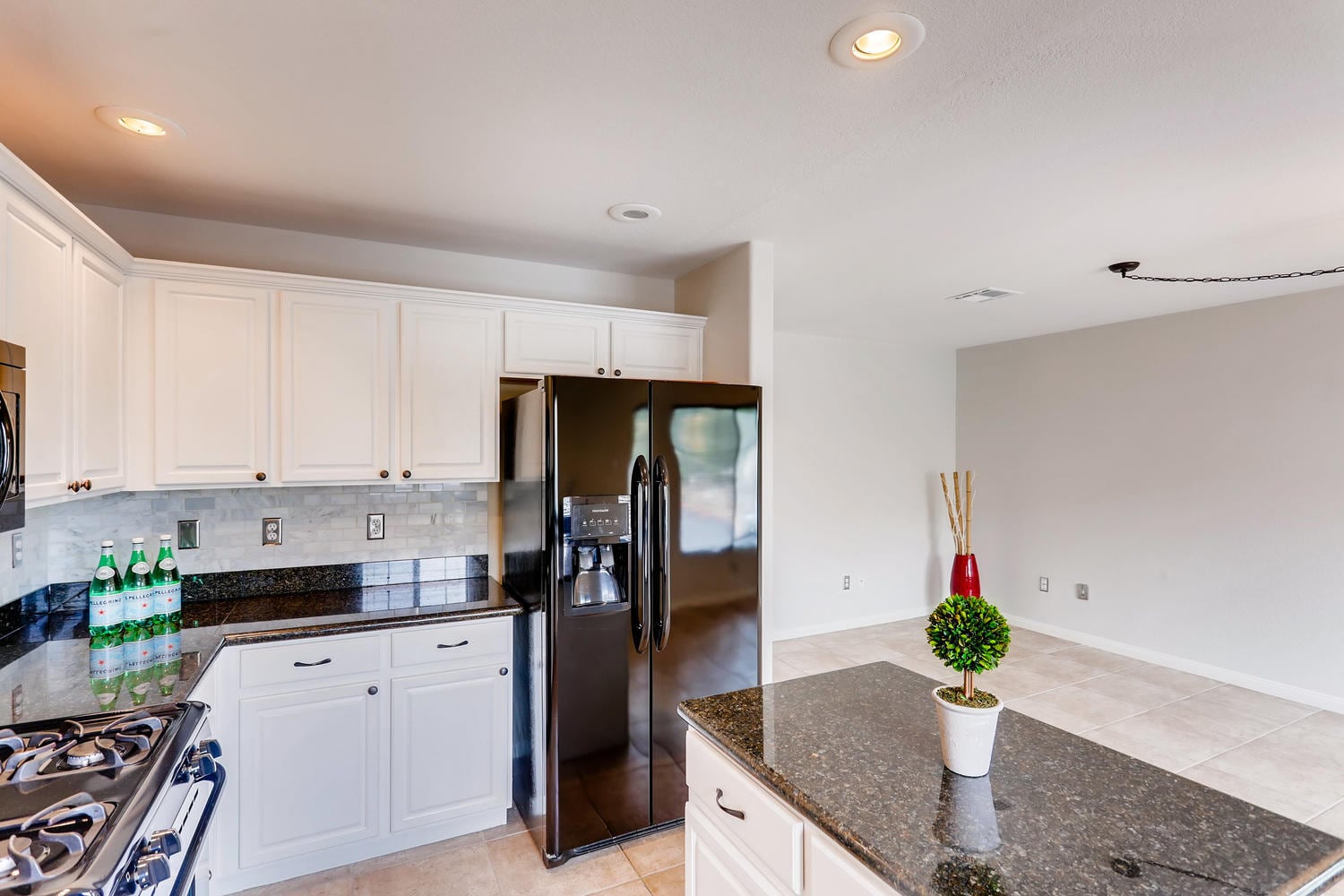 Building Photo - 2750 Fountain Ridge Ln