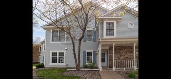 Building Photo - 10918 Quebec Ave S