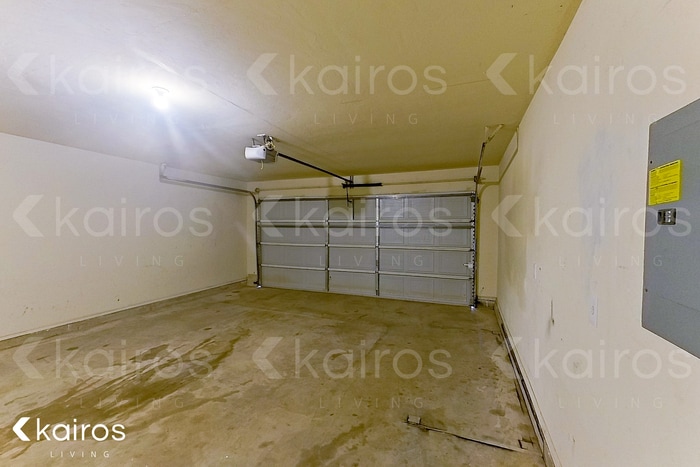 Building Photo - 2413 Beaver Bend Ln