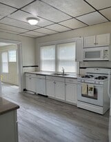 Building Photo - 1072 Ellicott St
