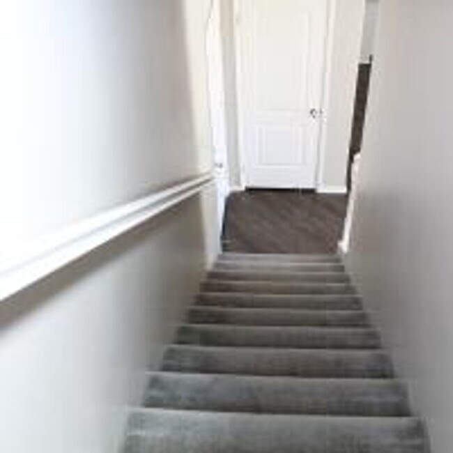 Building Photo - 3 Bedroom Condo for Rent in Murrieta