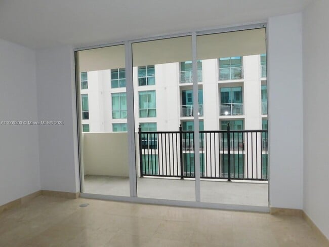 Building Photo - 4100 Salzedo St