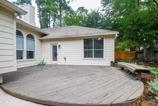 Building Photo - 18 E Knightsbridge Dr