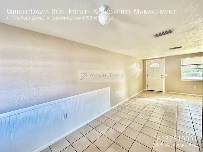 Building Photo - 5805 Delaware Ave