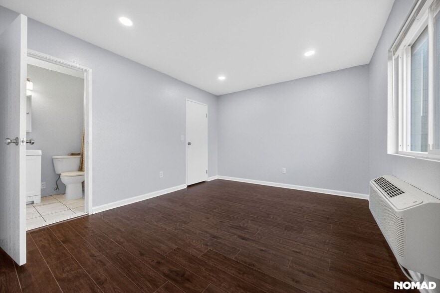 Building Photo - 9 Vreeland Ave