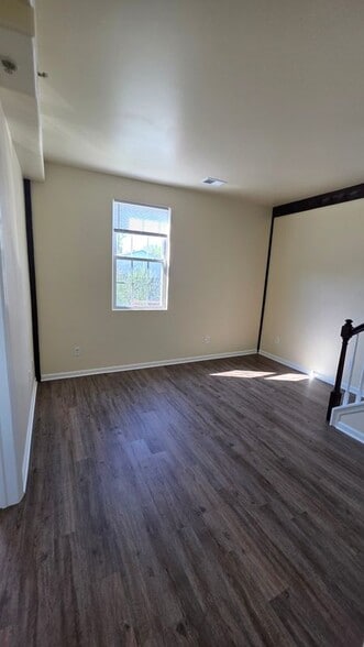 Building Photo - 225 Pemberton Rd