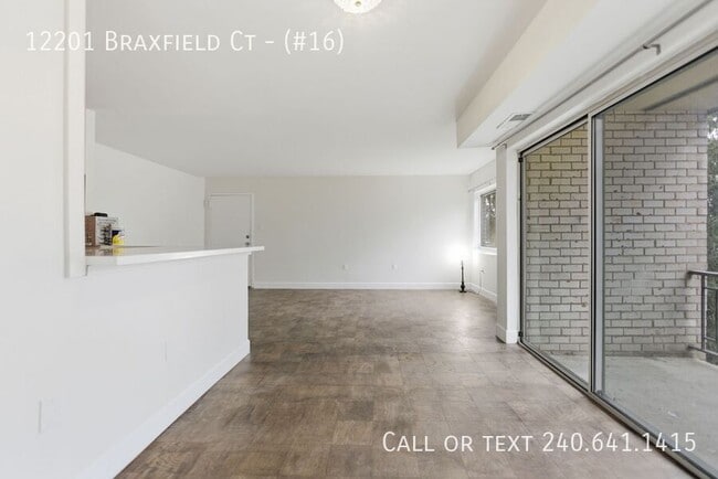 Building Photo - 12201 Braxfield Ct
