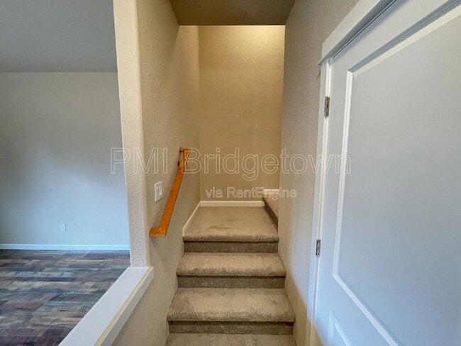 Building Photo - 14815 SE Rupert Dr