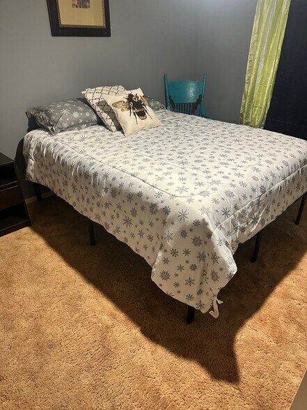 Building Photo - 325 Aucoin St