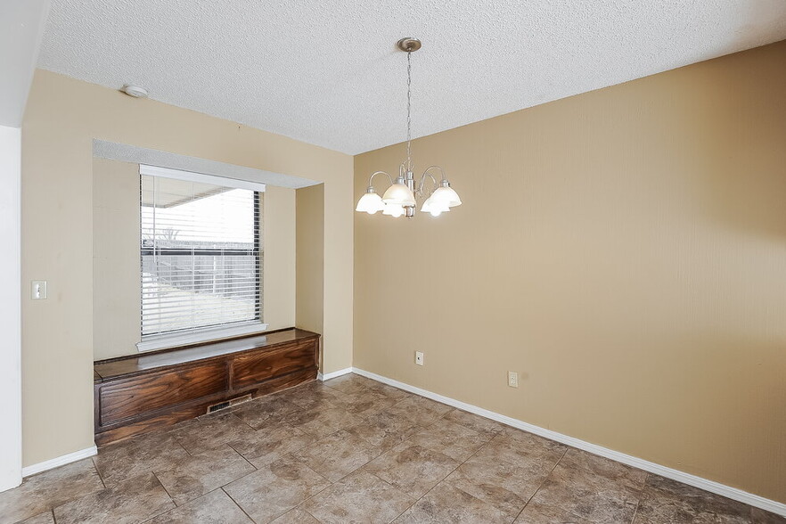 Building Photo - 4109 Windward Way