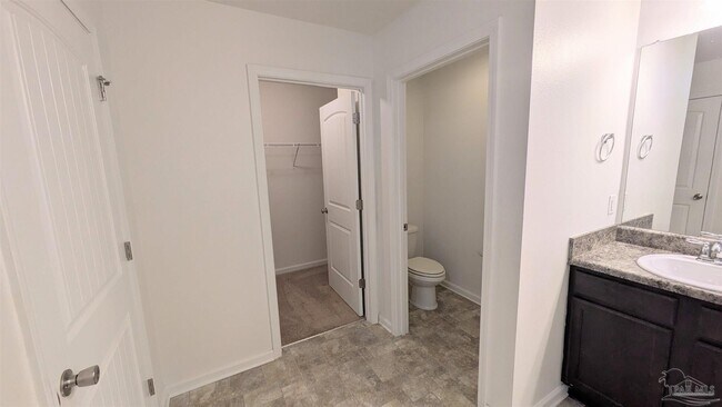 Building Photo - 5881 Little Leaf Court