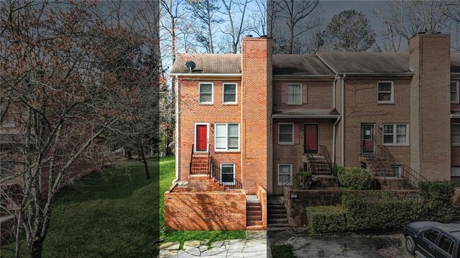 Building Photo - 140 Davis Mill Ct