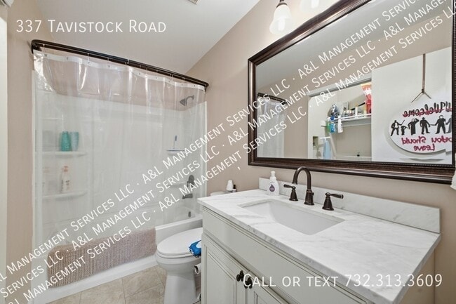 Building Photo - 337 Tavistock Rd