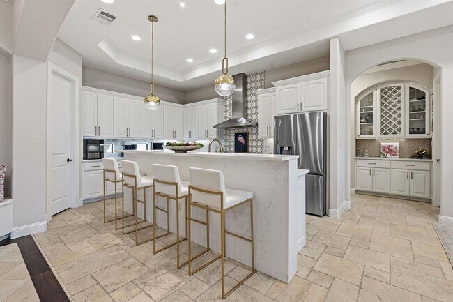 Building Photo - 1028 Villa Hill Dr