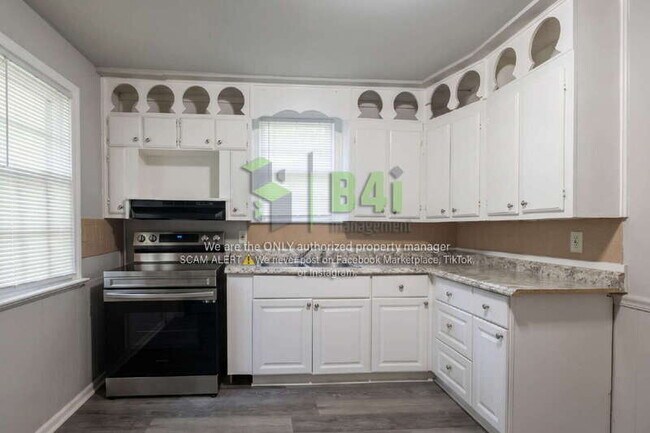 Building Photo - 171 Munson Dr