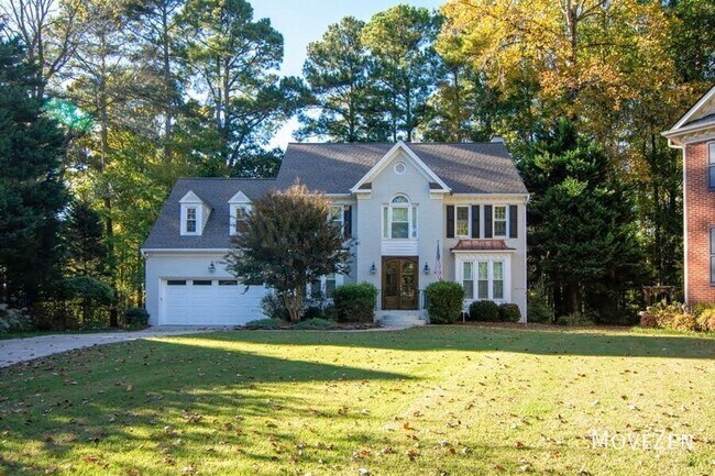 Building Photo - 123 Greymist Ln