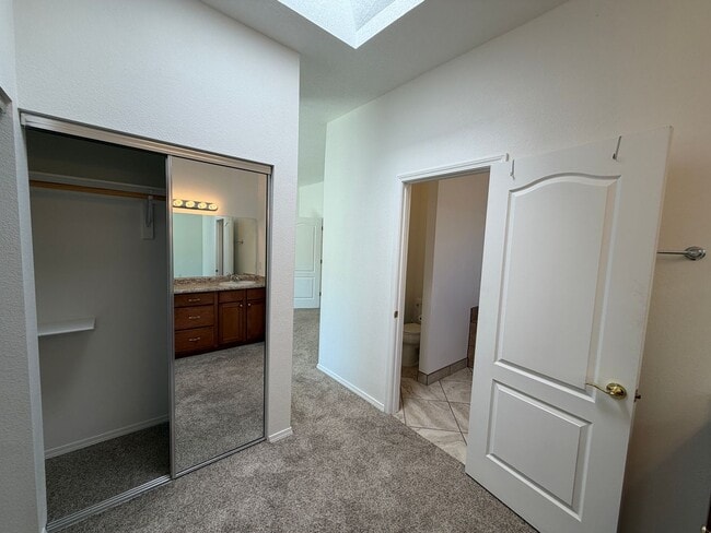 Building Photo - 3 Bedroom Single Story Home Available Near Corrales Rd & Highway 528 in Rio Rancho!