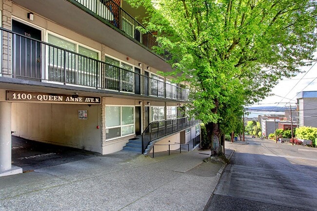 Building Photo - Melbourne Apartments