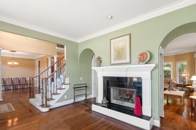 Building Photo - 3410 Kates Way