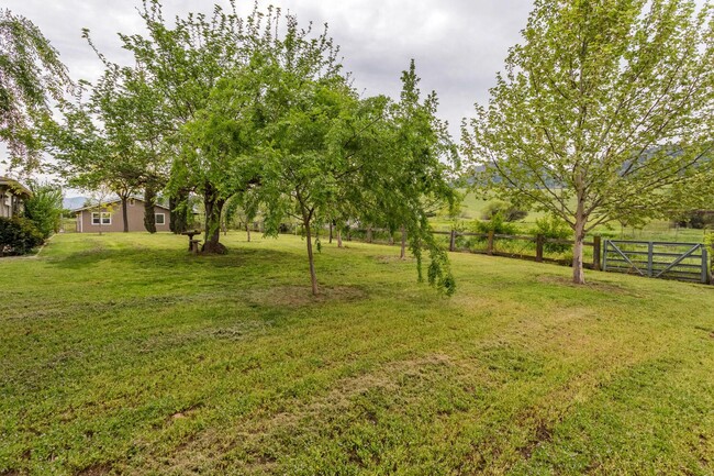 Building Photo - Home on Acreage (horses OK)  for Lease