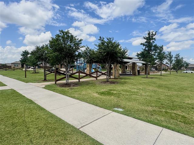 Building Photo - 801 Meadow Creek Ln
