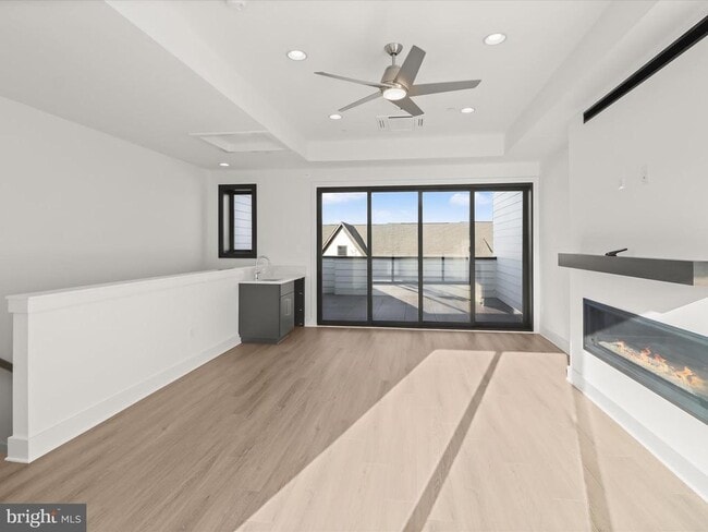 Building Photo - 14920 Dispatch St