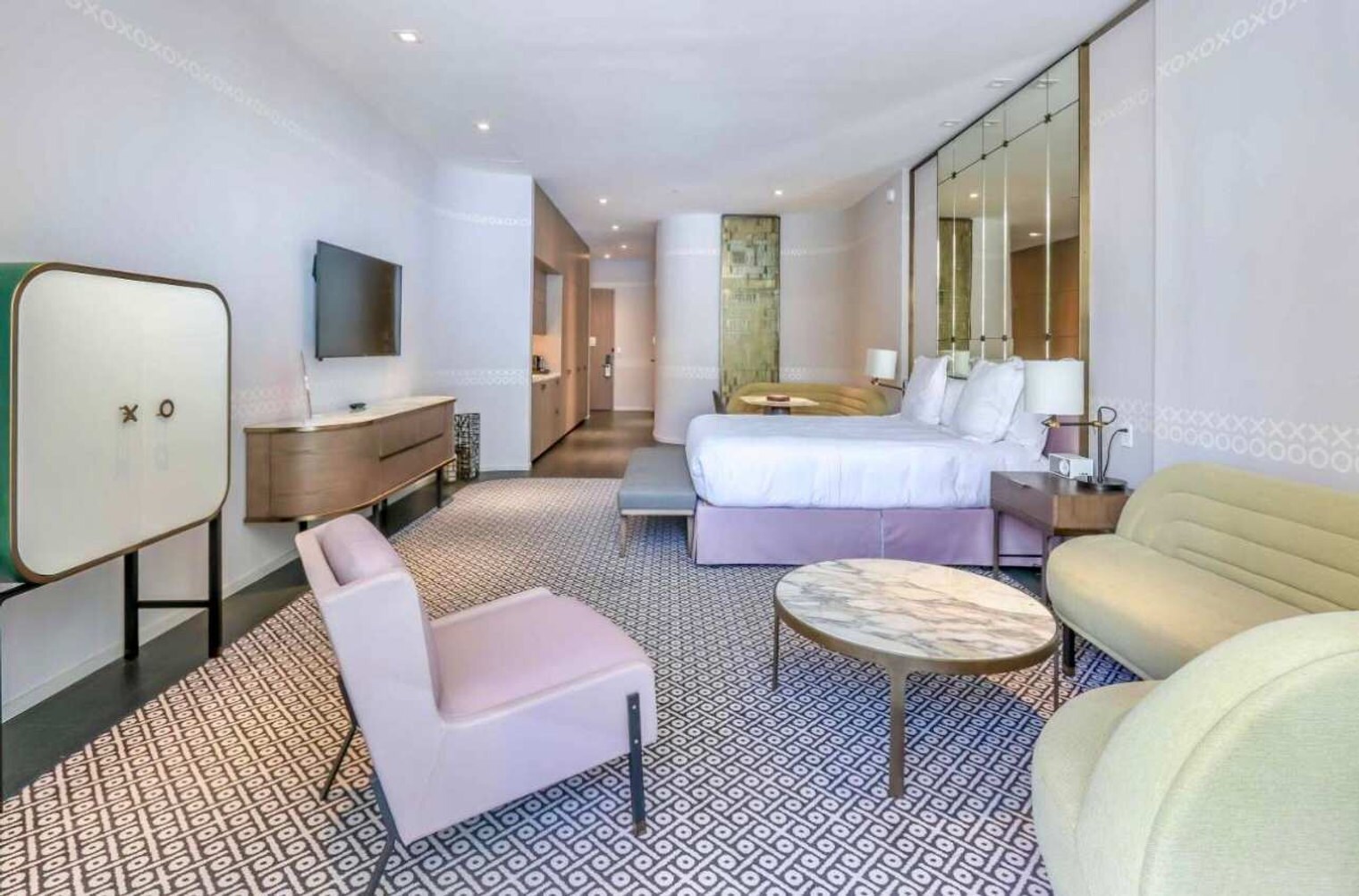 Building Photo - 805 S Miami Ave