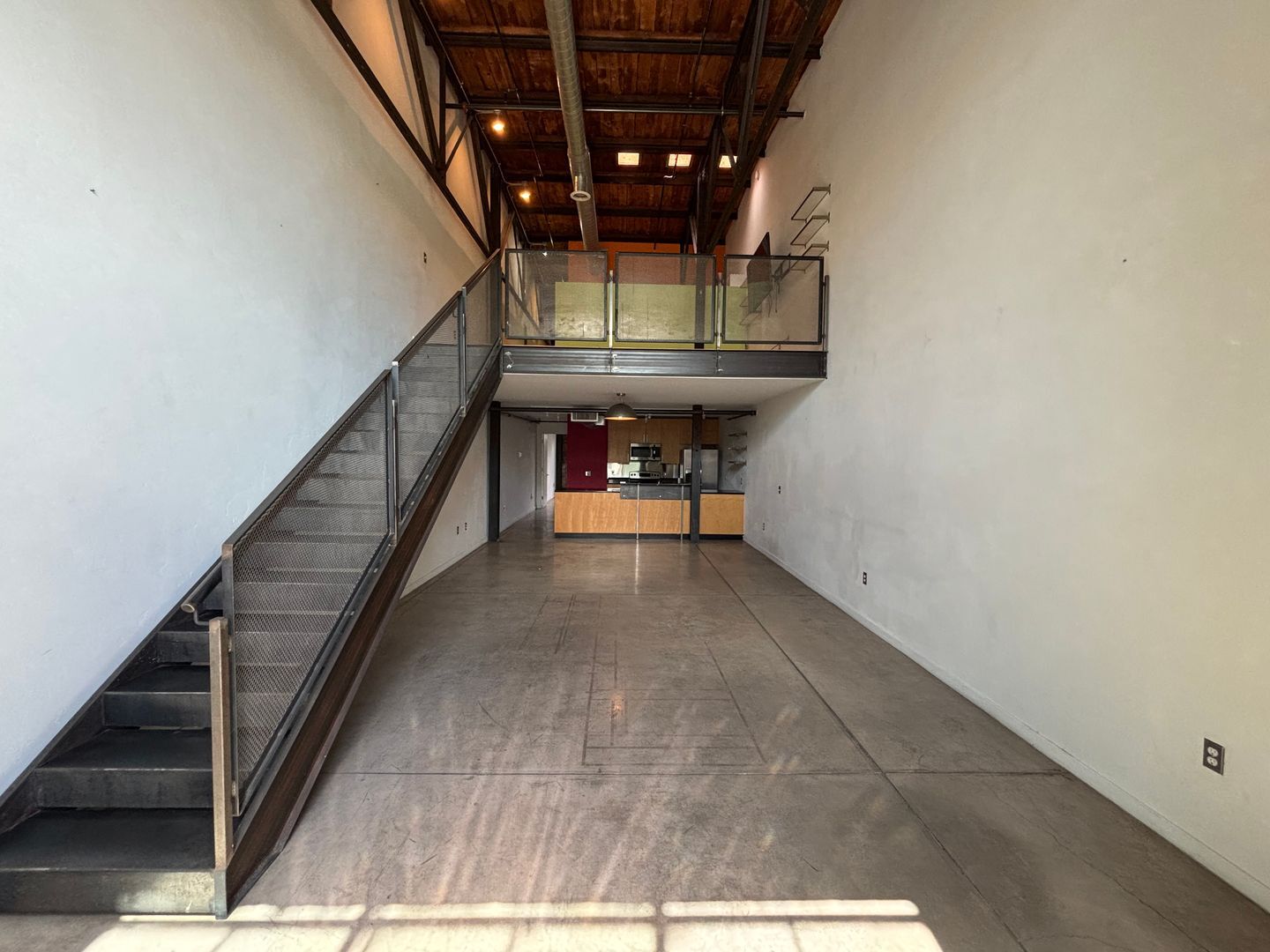 Building Photo - 1001 E 17th St